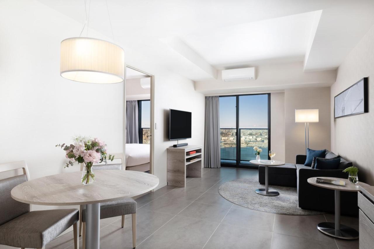 Oakwood Suites Yokohama Γιοκοχάμα Εξωτερικό φωτογραφία A two-bedroom apartment at the hotel